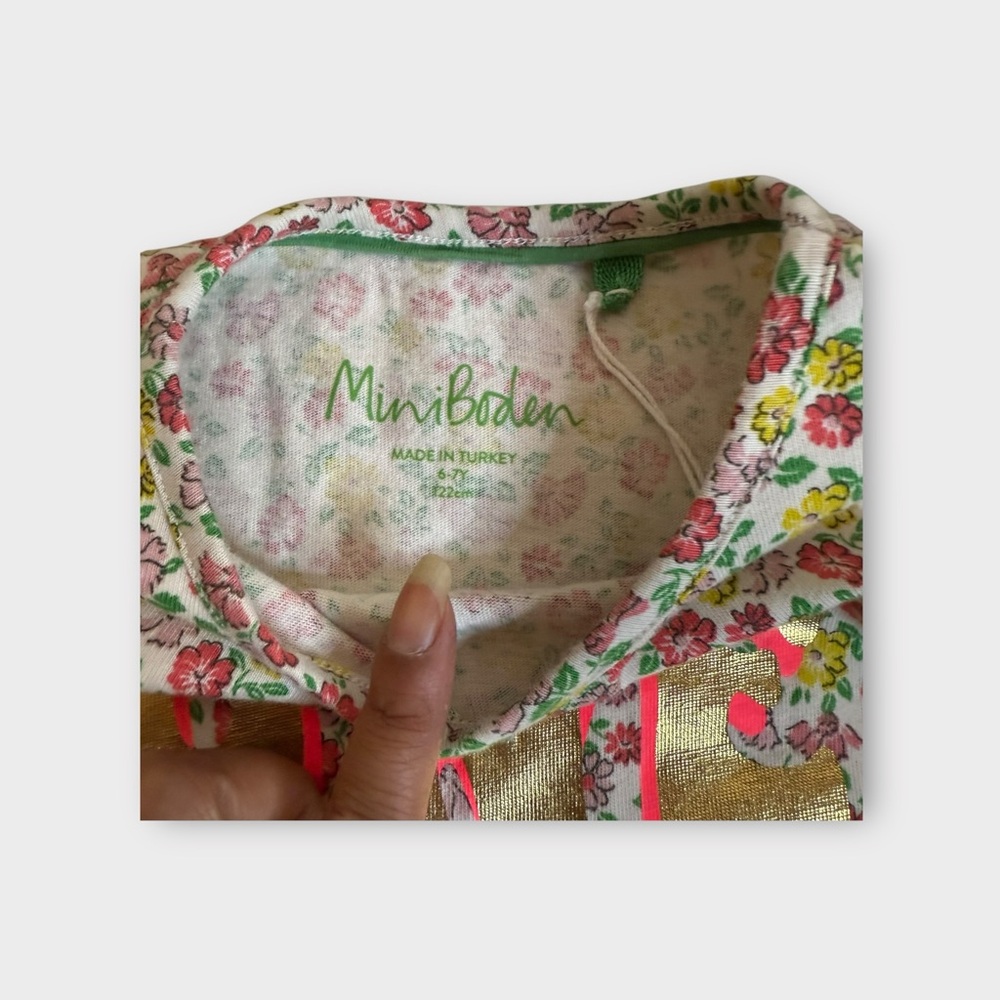 Mini Boden Floral Pattern One Love Text Shirt - Picture 2 of 4